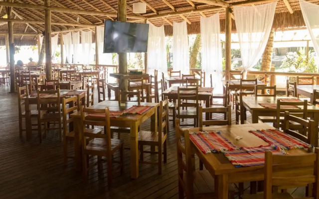 Pousada Praia da Crena