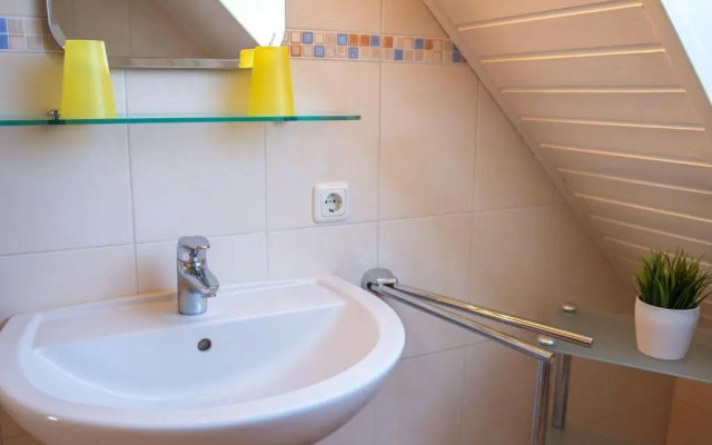 Strandhaus-Nr-9-OG-rechts