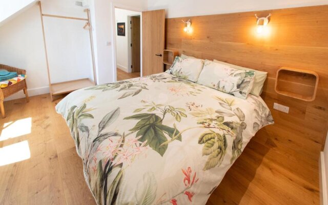 The Loft at Ash Beacon - Gorgeous 2 bed, hideaway in lovely private grounds