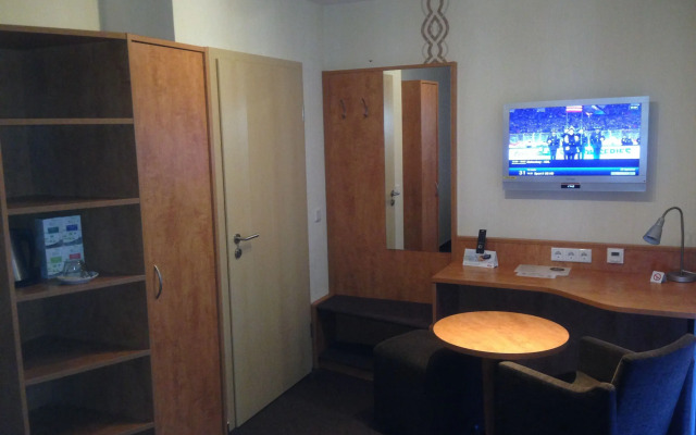 Hotel am Steinertsee - Kassel-Ost