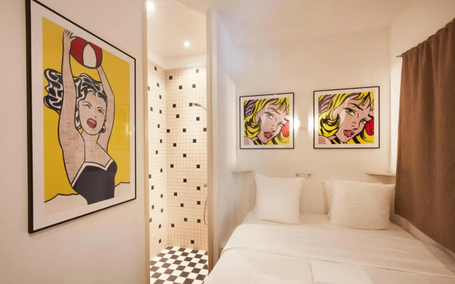 Hotel Not Hotel Amsterdam