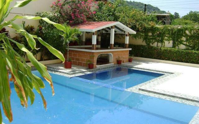 Casa Azul Zihuatanejo Apartments