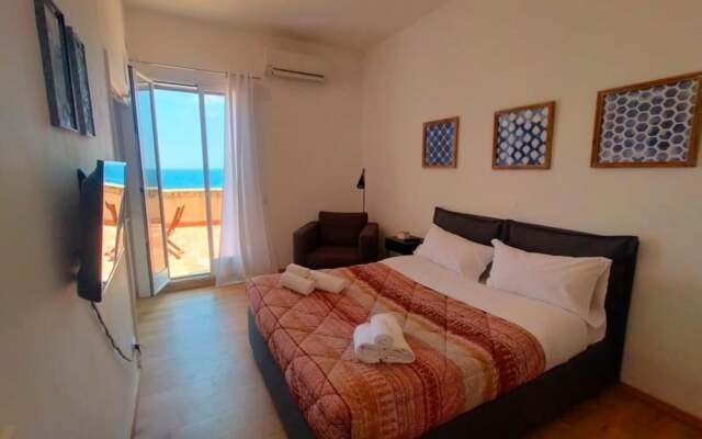Circe Studio Sea View