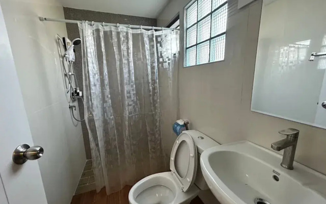 Baan9Nan Guest Home in Nan City