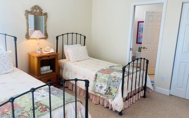 Cook's Cape - 4 Br Home