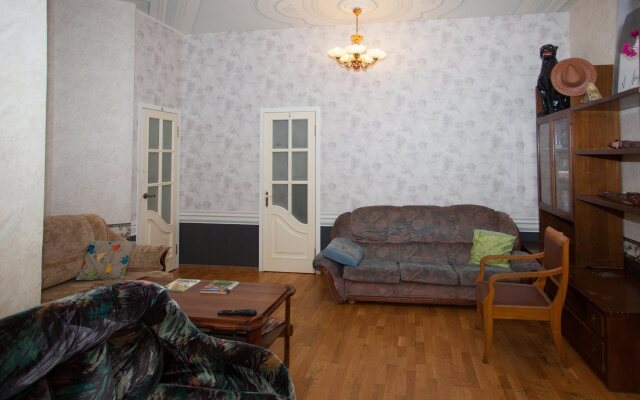 Tolstoy Hostel