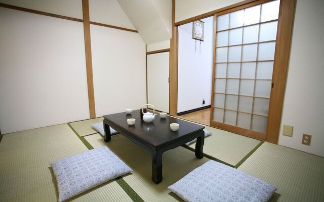 Demachi 2 House