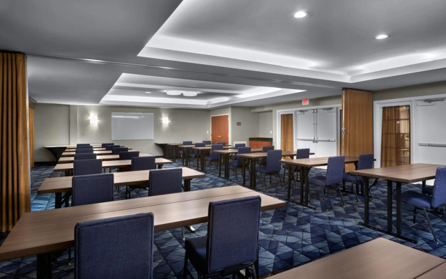 Courtyard by Marriott Winston-Salem Hanes Mall