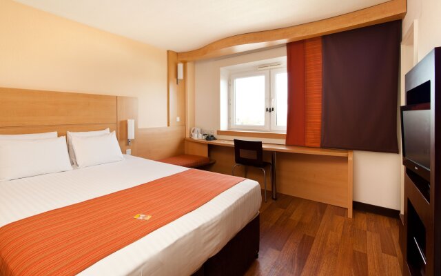 Ibis Stevenage Centre Hotel