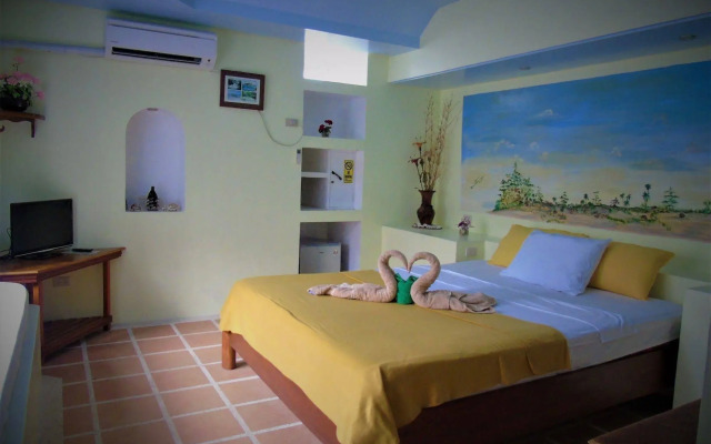 Phaidon Beach Resort