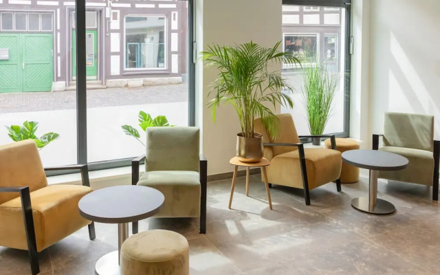 Central Hotel & Lounge Adult Only