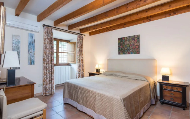 Rafal Pai in Art With 6 Bedrooms and 6 Bathrooms