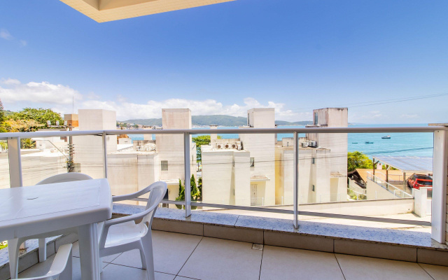 1078   Apartamento Com Vista Para O Mar Em Bombinhas