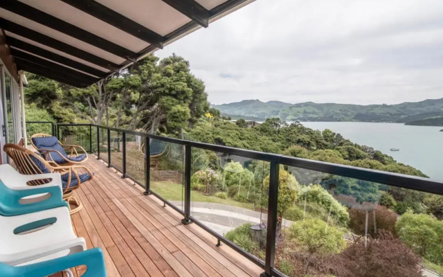 Kingfisher's Perch - Takamatua Holiday Home