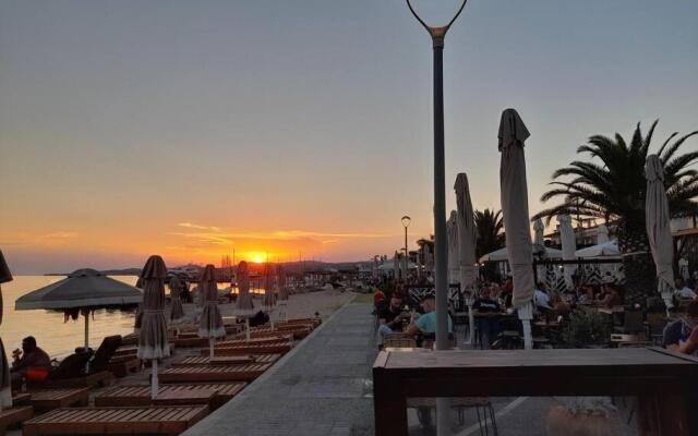 EVRIDIKI Home 50m from the beach