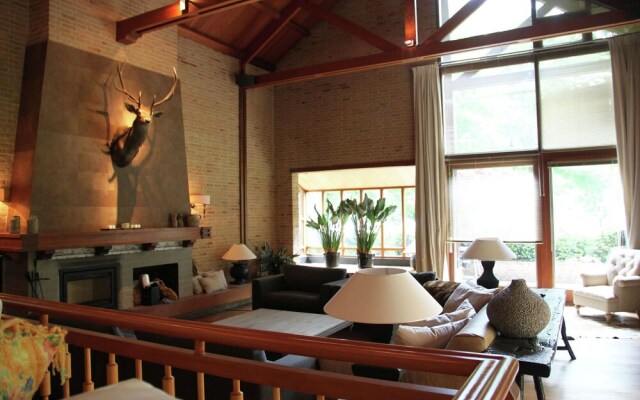 Unique & Modern Constructed Villa in Apeldoorn With Jacuzzi