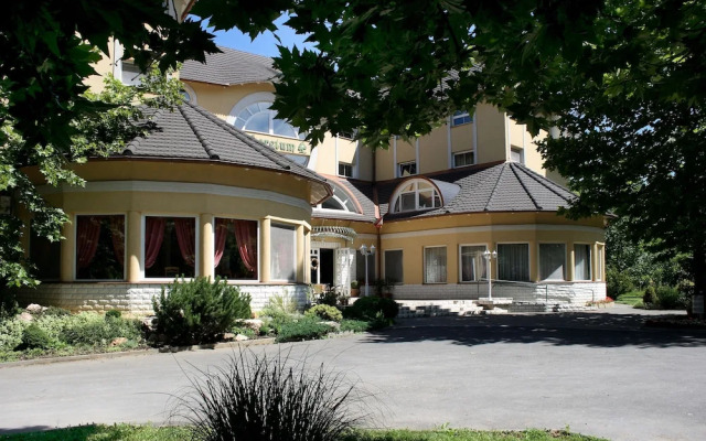 Arboretum Hotel Harkany
