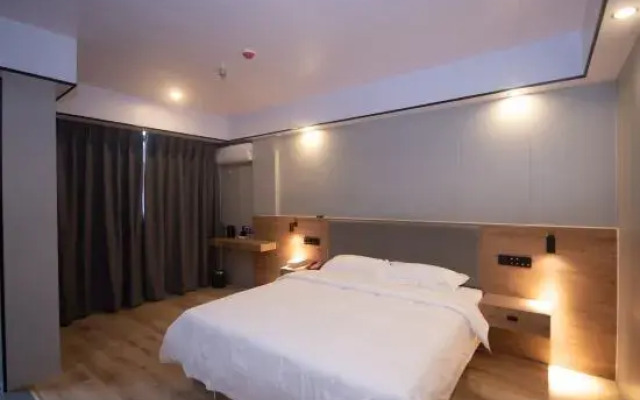 GreenTree Inn Hotel (Lingshan Liufeng Road Branch)