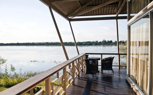 Protea Hotel by Marriott Zambezi River Lodge