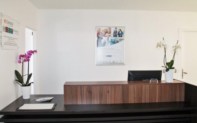 Brit Hotel Martigues Nord