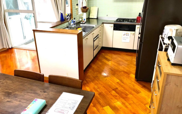 ゲストハウス奄美ルリカケス