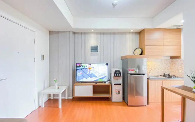 Cozy and Simply 2BR Apartment at Parahyangan Residence