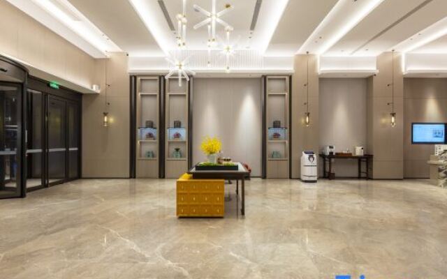 ECHENG Hotel (University Town Store,Longmen Station,Luoyang)