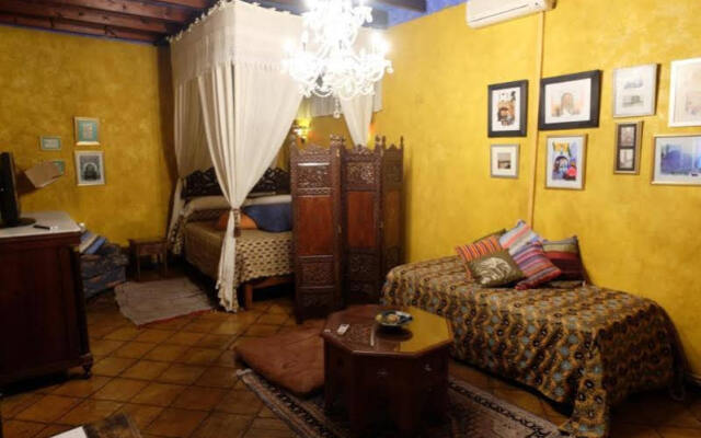 Pension Lineros 38