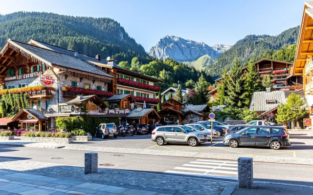 Luxury Apartment in Abondance Near Portes du Soleil