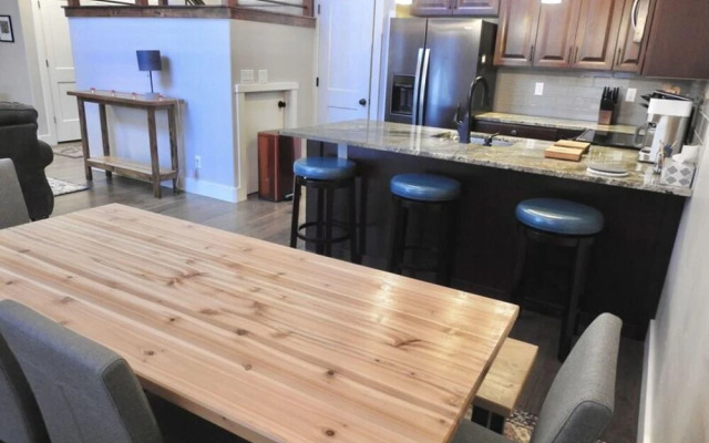 Mccall Lakefront Oasis by Casago Mccall - Donerightmanagement