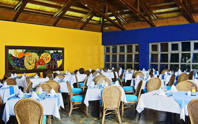 Zuana Beach Resort