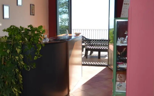 L'infinito Guest House