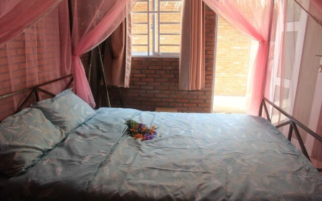 Bau Bi Mini Farmstay Mekong - Tien Giang