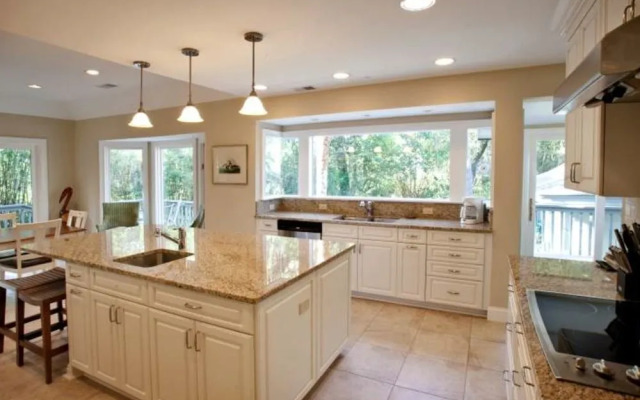 Sandhill Crane 16 by RedAwning