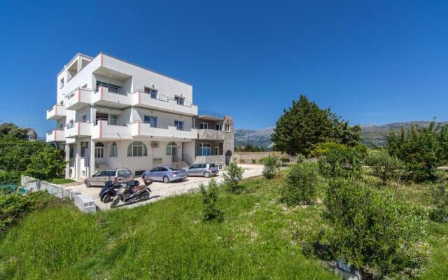 The View Apartments