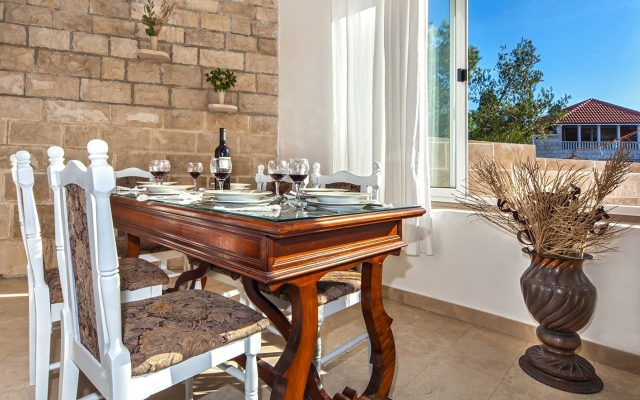 Holiday house Jaka 2 - with pool : Sumartin, Island Brac