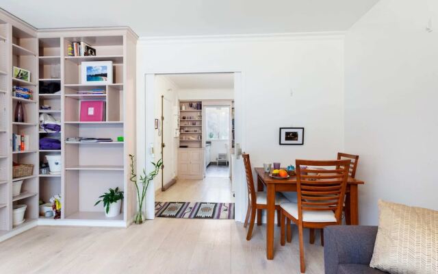 Spacious Apartment in Quartier Latin
