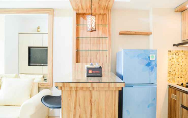 Comfortable 2BR Apartment at Springlake Summarecon By Travelio
