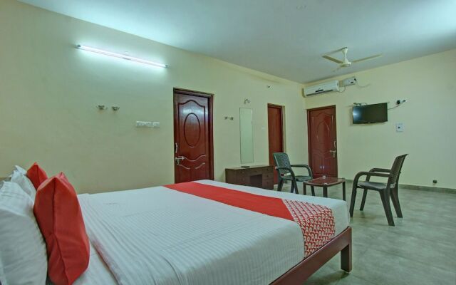 Oyo 27946 Sandhanam As Abode