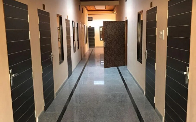 Hotel Khatri