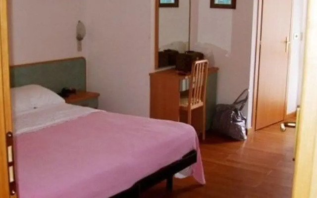 Hotel Rugantino