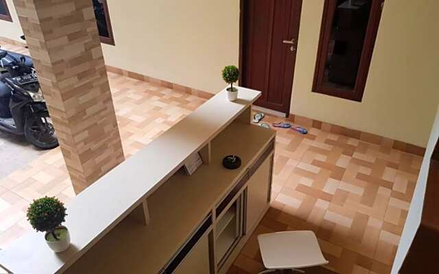 Penginapan Mangadel by ZUZU