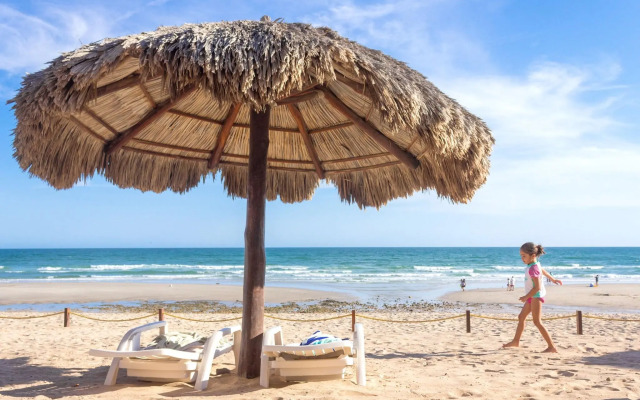 Las Palomas Beach & Golf Resort