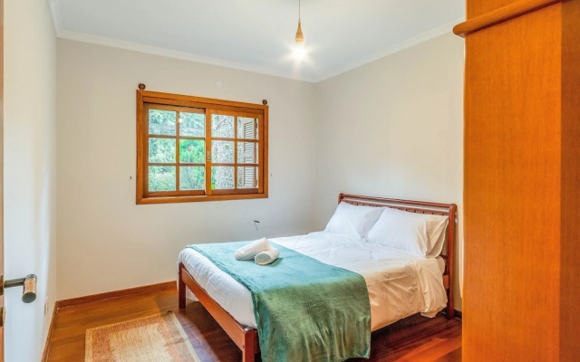 Beautiful Chalet-style House in Canela Rcf160