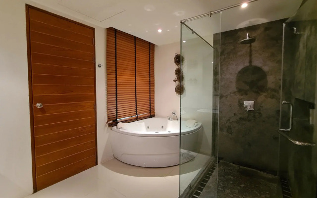 The Kiri Villas Resort