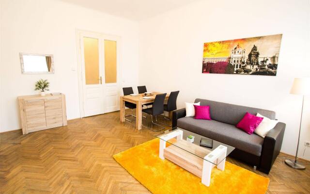 CheckVienna - Liechtensteinstrasse