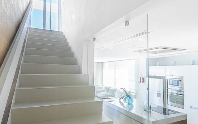 Rent Private Villa 100