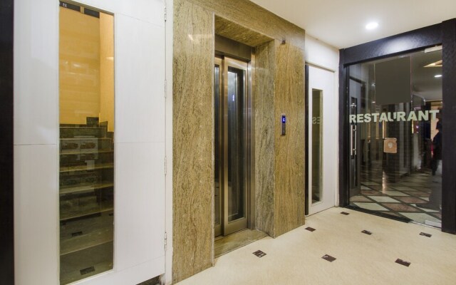 OYO 10209 Hotel AVS Sweet Magic