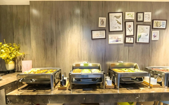 Home Inn Neo (Dafeng Renmin South Road Mingdu Pedestrian Street Branch)