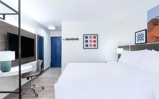 Spark by Hilton Clarion